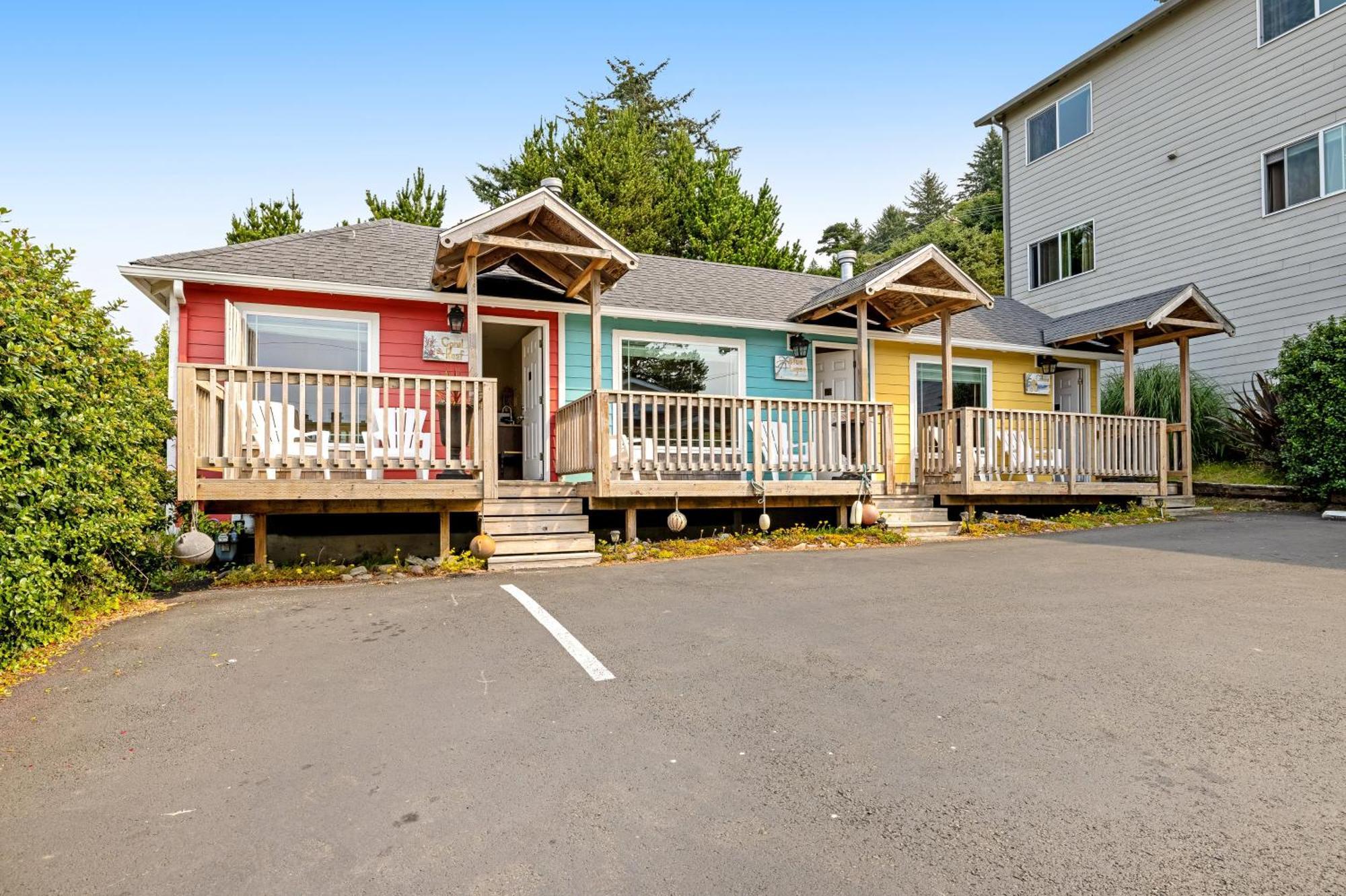Captain'S Quarters And Cabins ديبو باي الغرفة الصورة